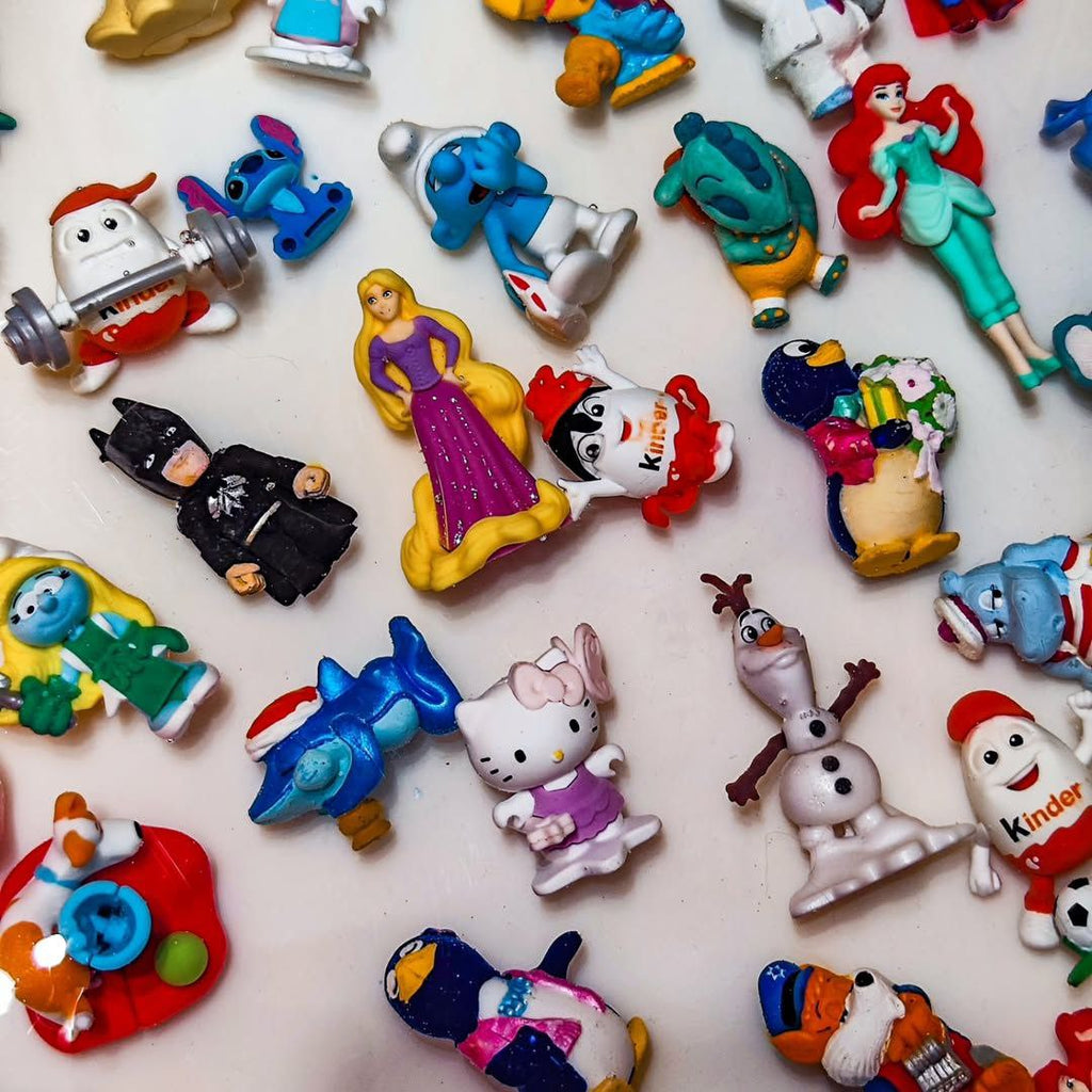 ✨ Handmade Epoxy Resin Tabletop with Disney & Kinder Surprise Figures – Unique Art Furniture, 50cm, free shipping!