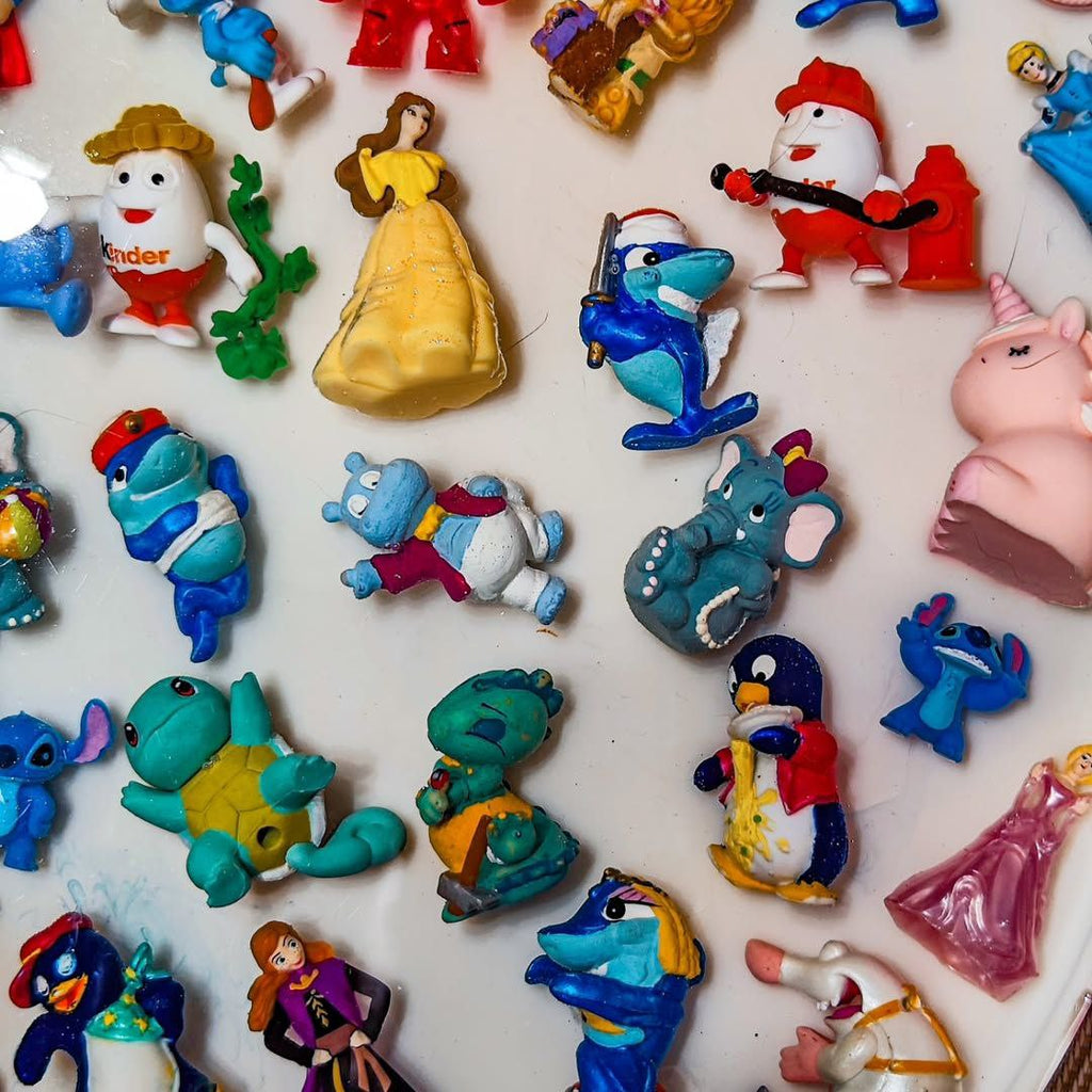 ✨ Handmade Epoxy Resin Tabletop with Disney & Kinder Surprise Figures – Unique Art Furniture, 50cm, free shipping!