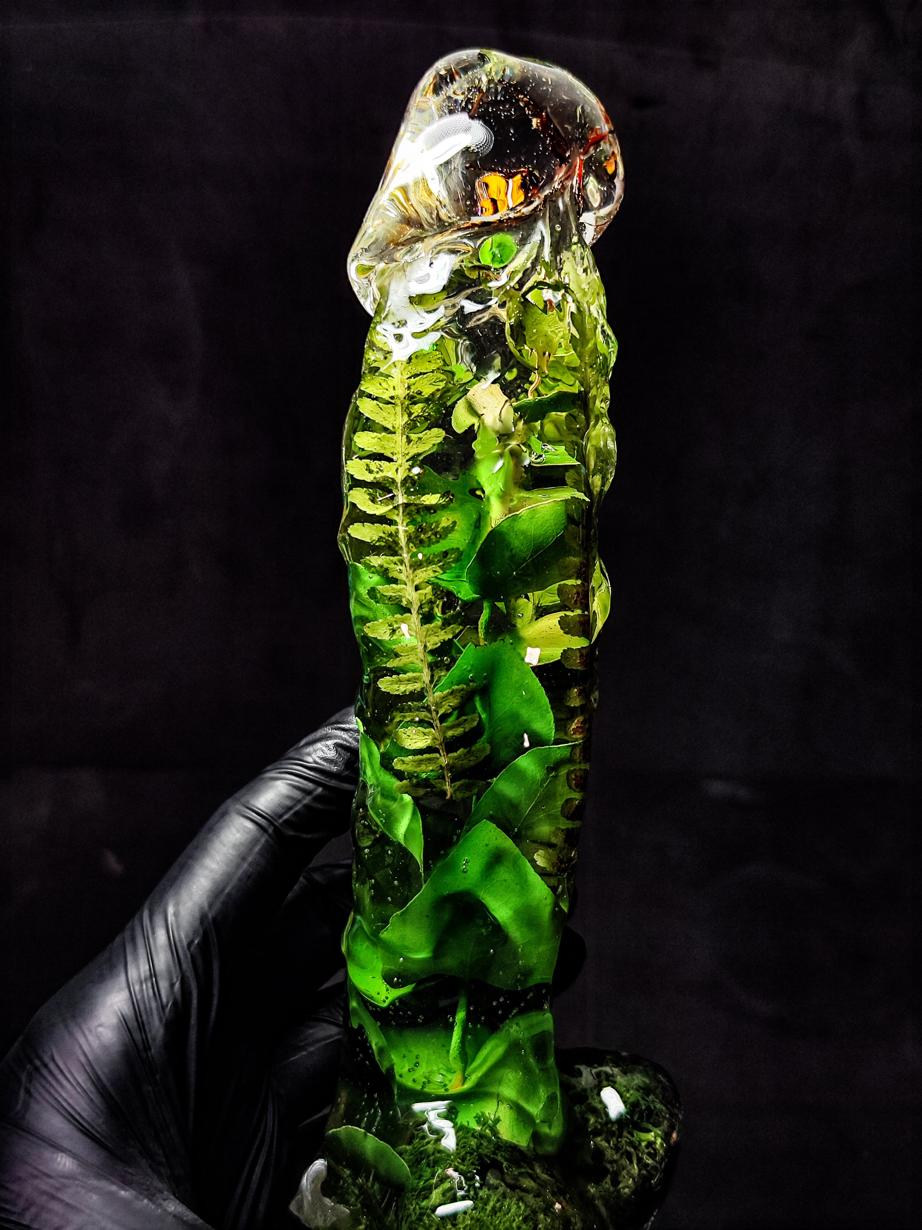 🌿🐝Handmade Epoxy Resin Sculpture with Hornet, Eucalyptus, Fern, Moss(22cm|8.6in|free shipping)