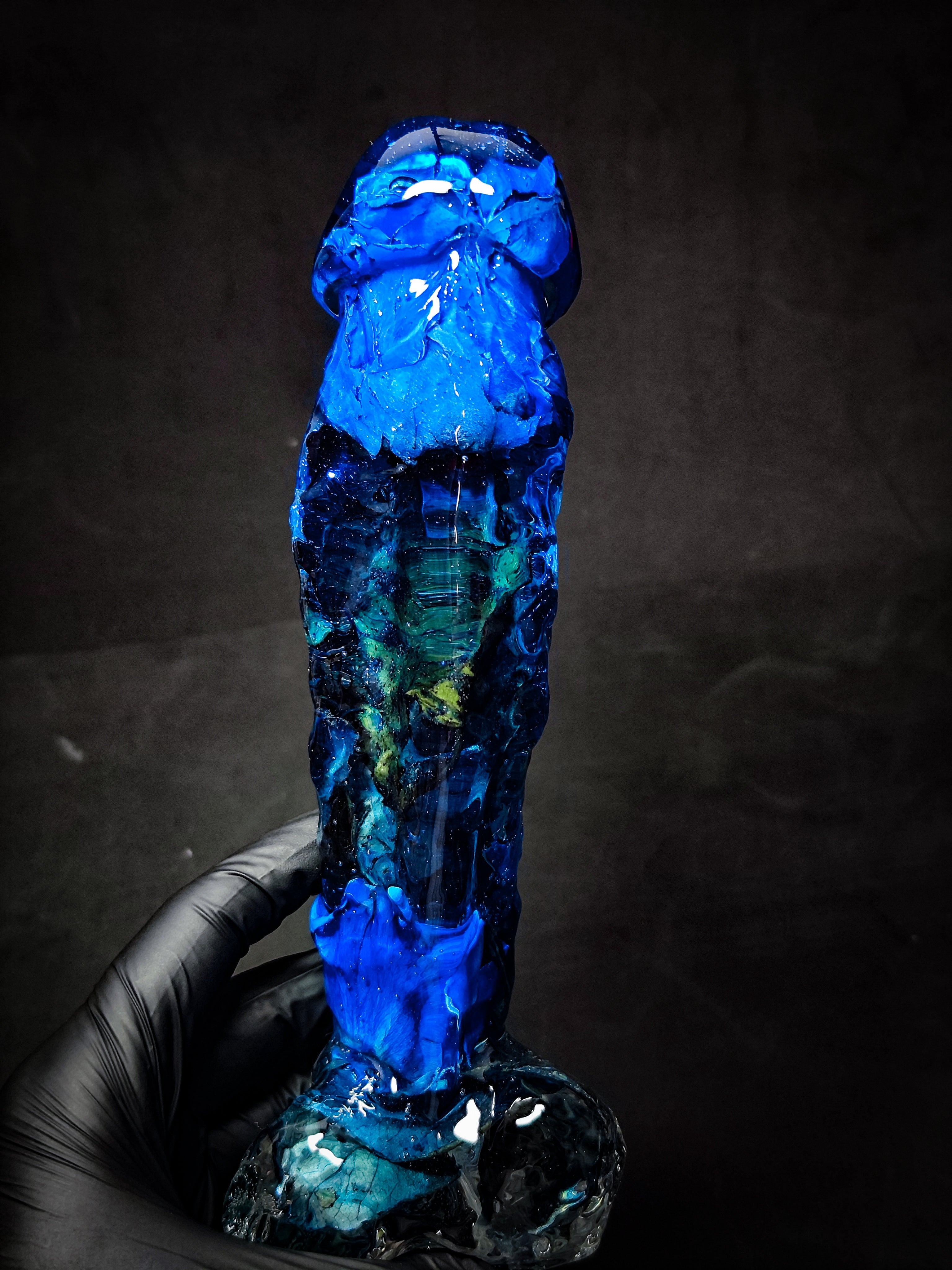 💙Sculpture with blue rose and petals(22cm|8.6in|free shipping)