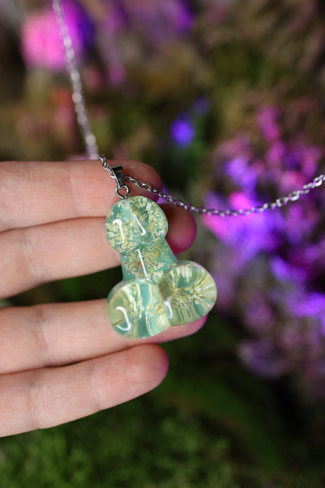 🥕Pendant 1.4in|3.6cm with Carrot flower(free shipping)