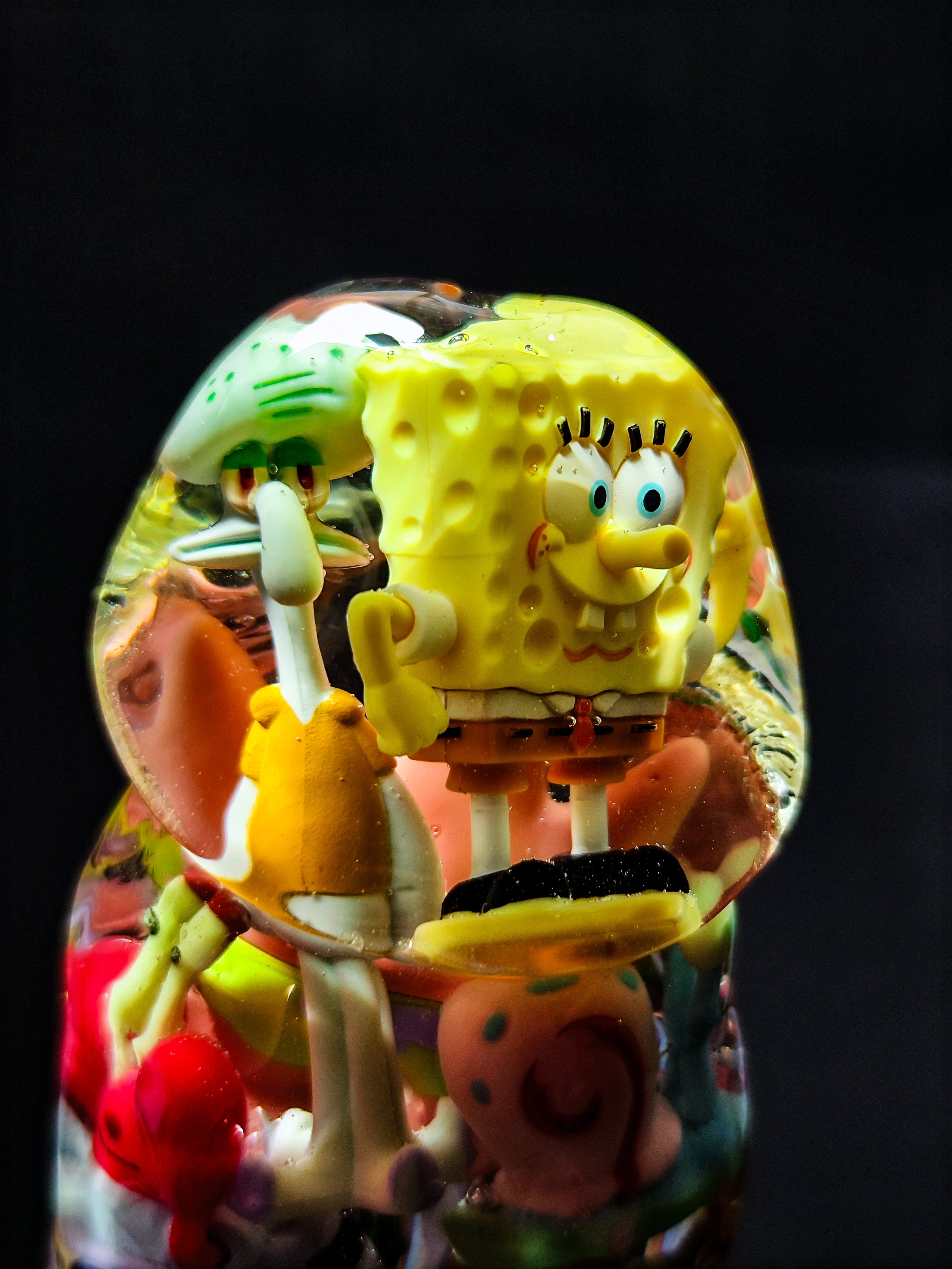 Yellow sea sponge and all the cartoon characters 22cm