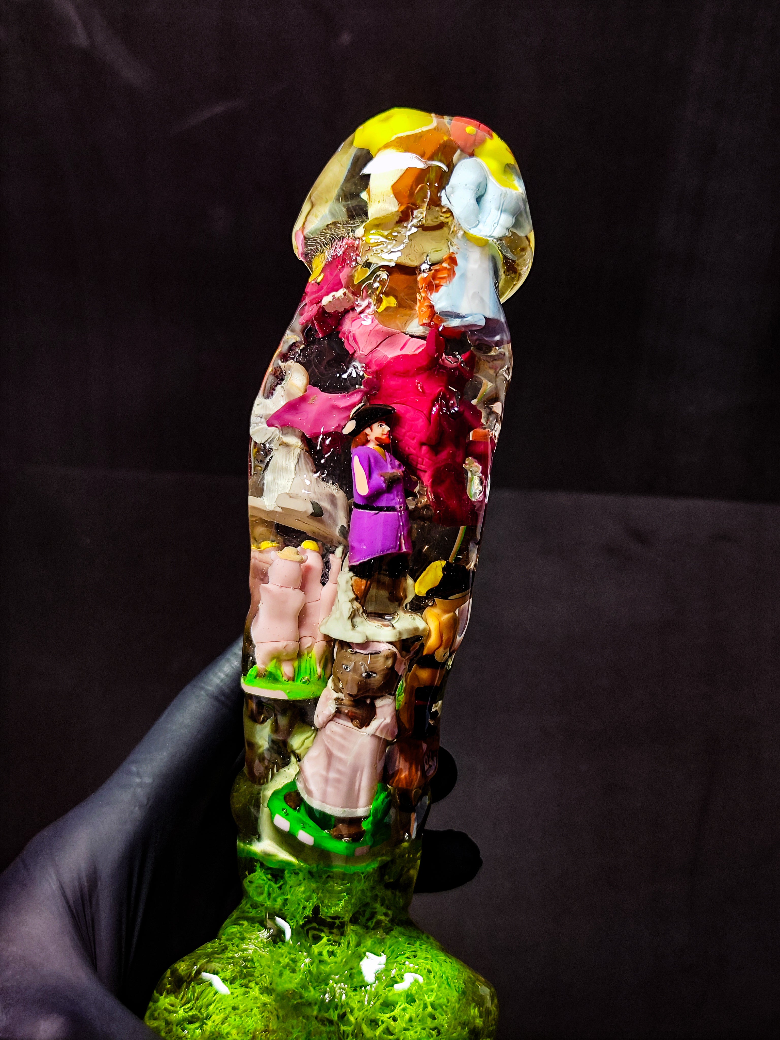 Ogre and all the cartoon characters 22cm