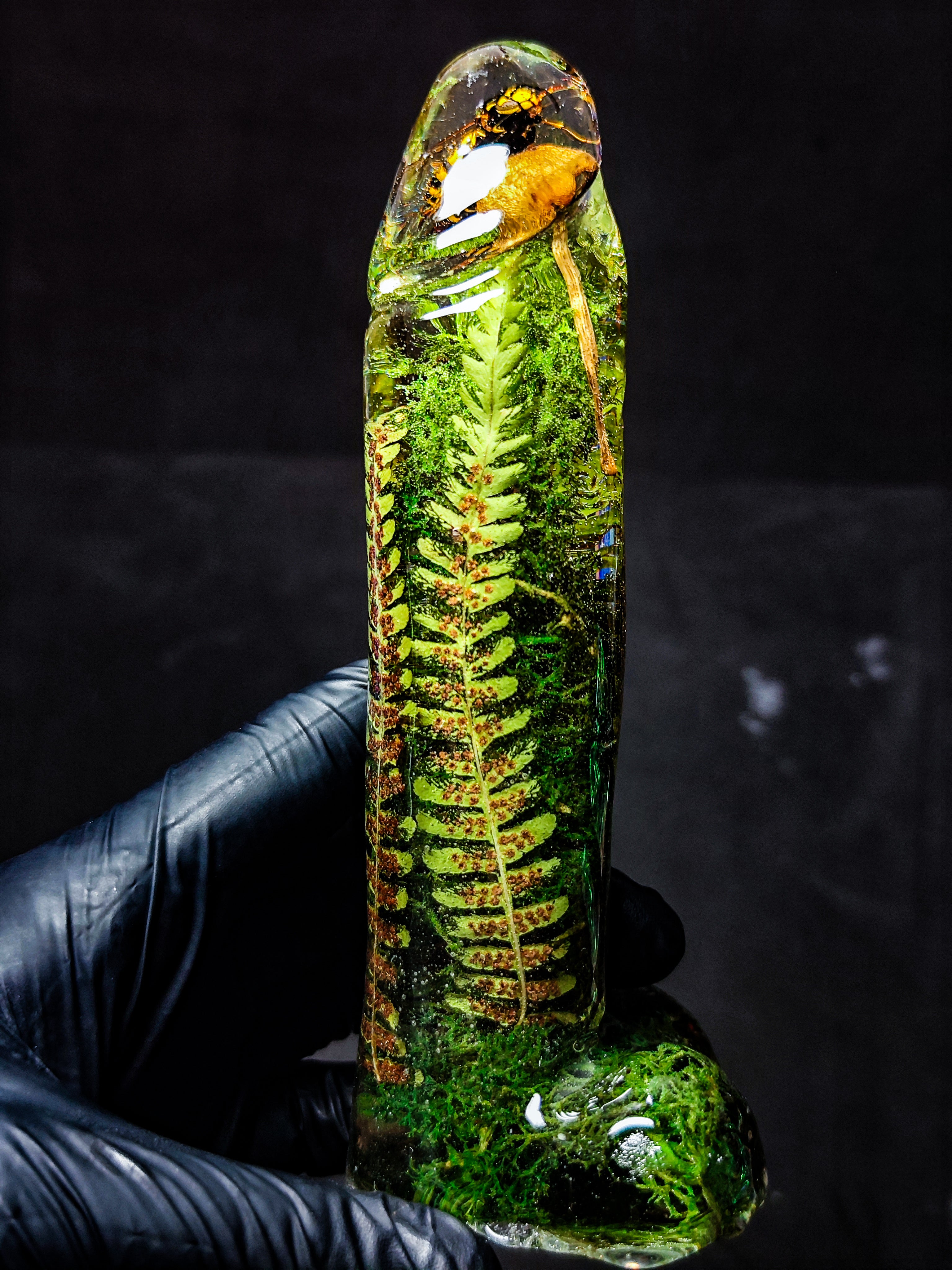 🌿🐝🍄‍🟫Handmade Epoxy Resin Sculpture with Wasp, Mushroom, Fern, Moss(16cm|6.3in|free shipping)