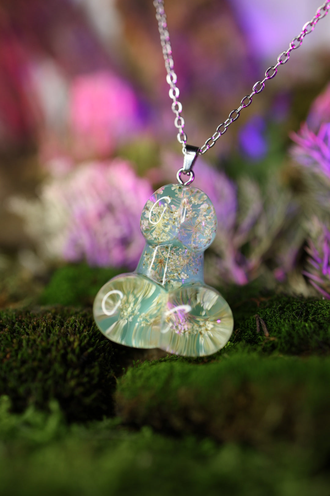 🥕Pendant 1.4in|3.6cm with Carrot flower(free shipping)