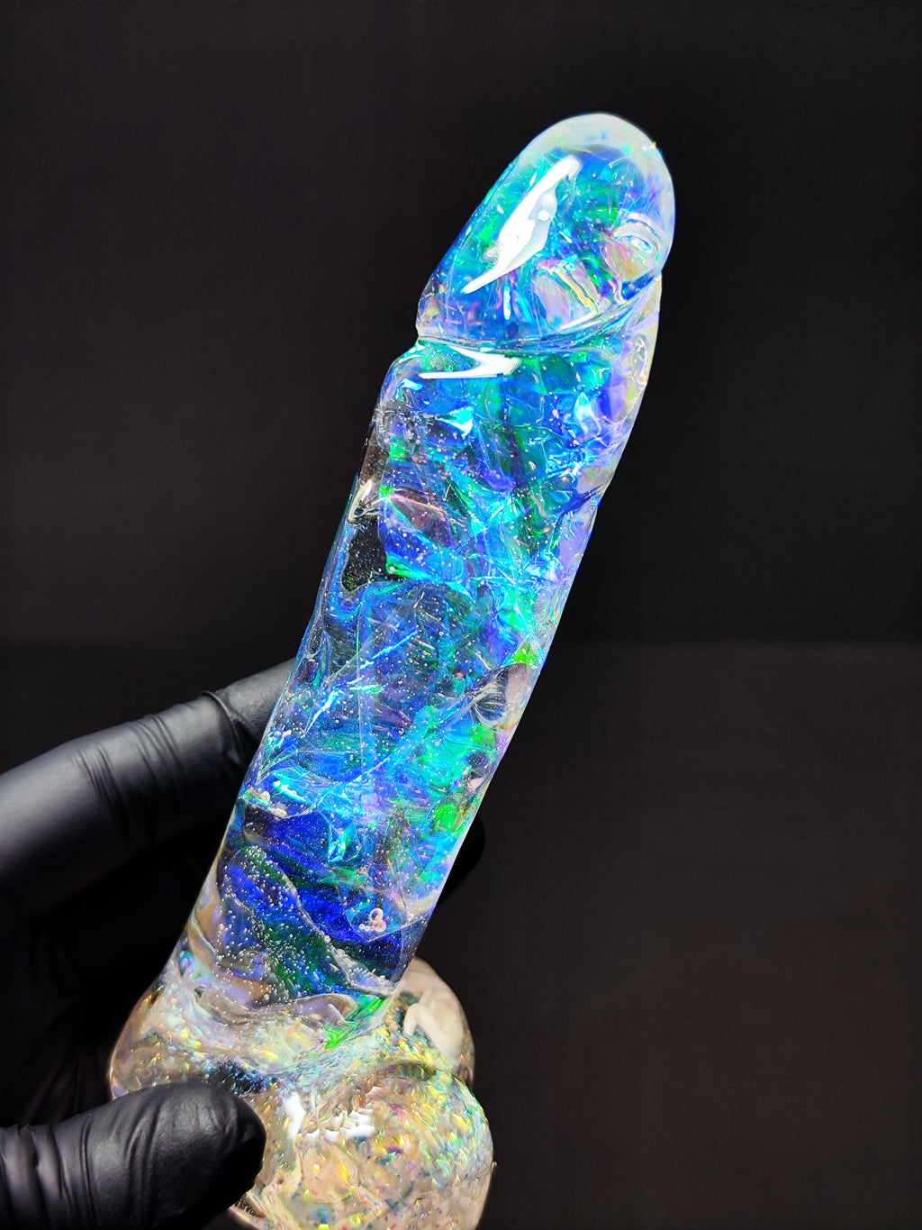 ✨ Handmade Epoxy Resin Sculpture – Cosmic Crystal 16cm